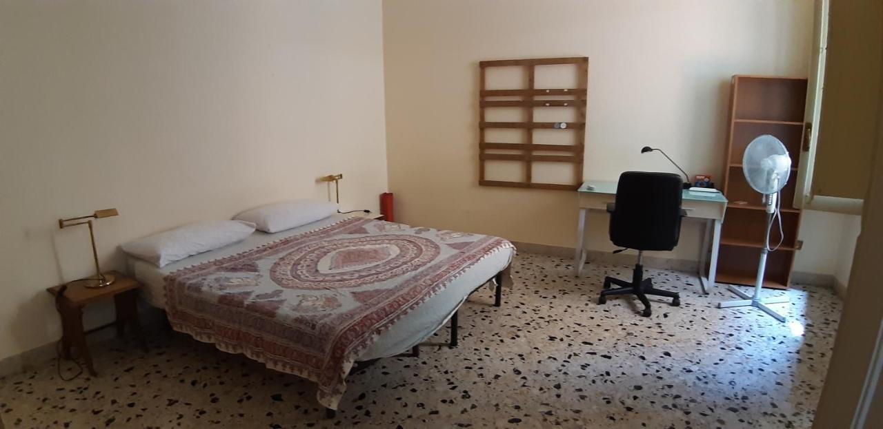 Stanza Privata In Appartamento Per Smart Working, Digital Nomads O Coliving Palermo Exterior foto